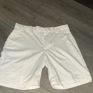 Men's White Shorts size 34 Amazon essentials